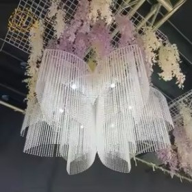 ثرية 7