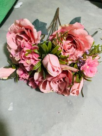 زهور الفاونيا