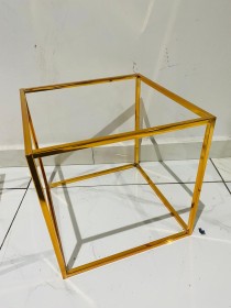 ستاندات حديد مربعة