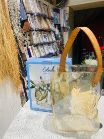 حقيبة زجاج حجم كبير